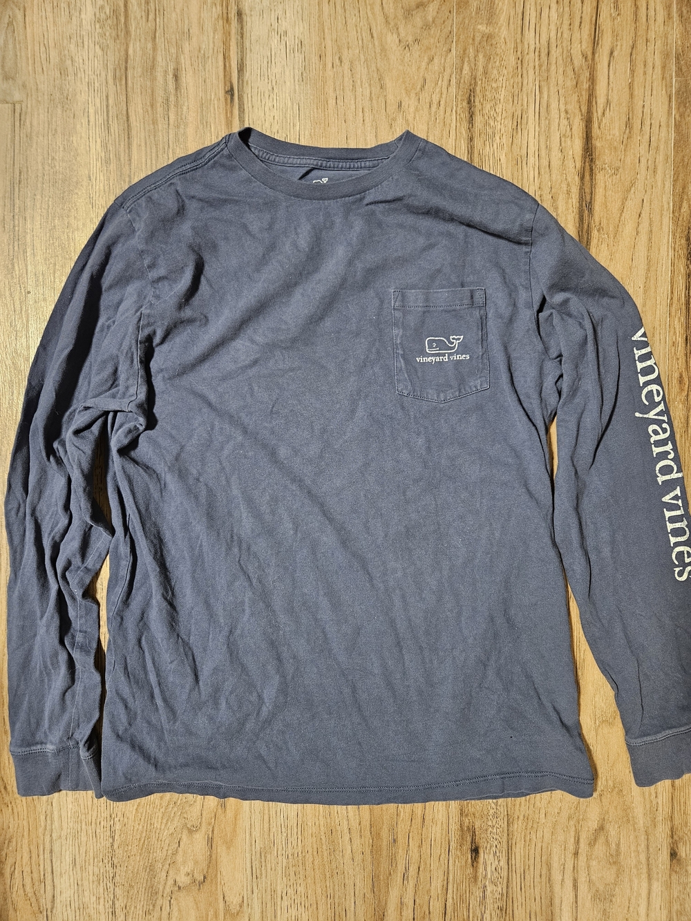 Vineyard Vines Navy Long-Sleeve Pocket Tee with Sleeve Logo Boys Size XL (18)